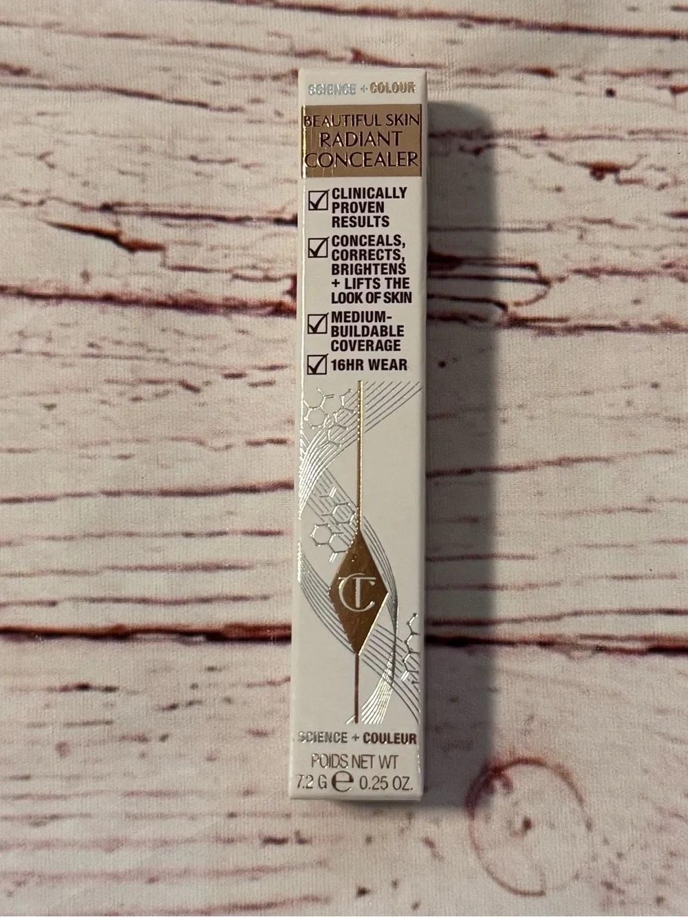 NIB Charlotte Tilbury Beautiful Skin Radiant Concealer in 4 Fair